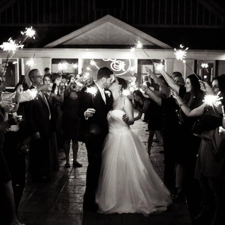 sparkler-sendoff-wedding-The-Brawley-Estate-Mooresville-North-Carolina-Histoirc-and-Timeless-Event-Venue